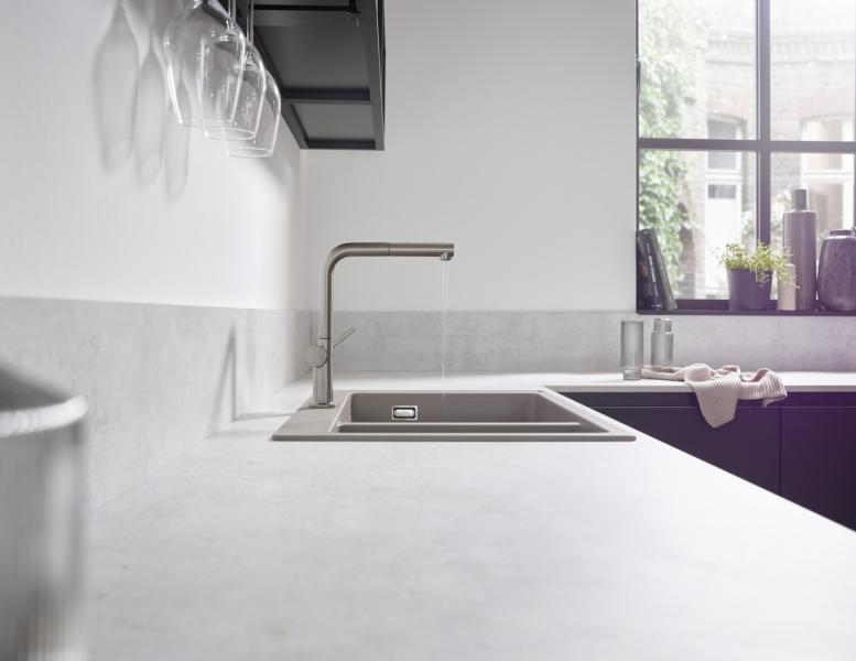 hansgrohe Talis M54 k&oslash;kkenarmatur m/L-tud og udtr&aelig;k - Rustfrit st&aring;l finish